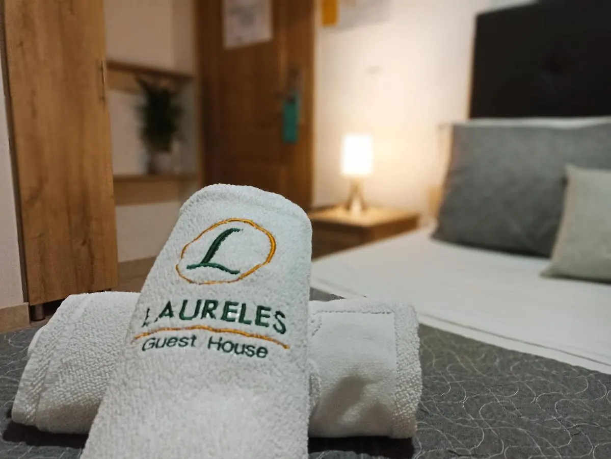 Laureles Guest House Lgh Hotel Medellín