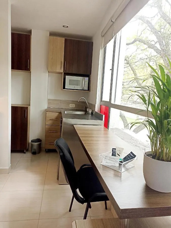 Laureles Guest House Lgh Hotel Medellín 3*,