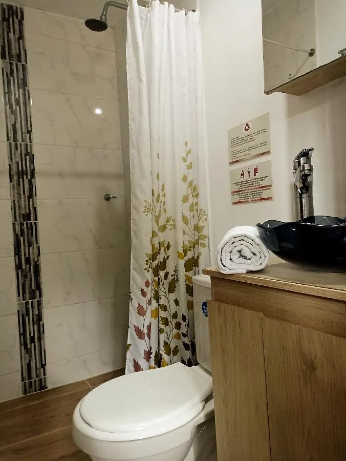 Laureles Guest House Lgh Hotel Medellín 3*,  Colombia