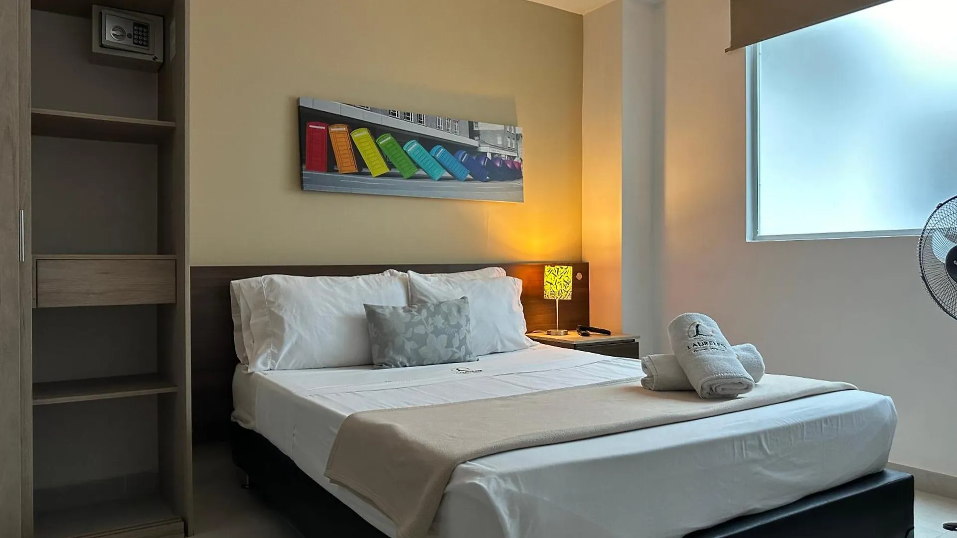 Laureles Guest House Lgh Hotel Medellín