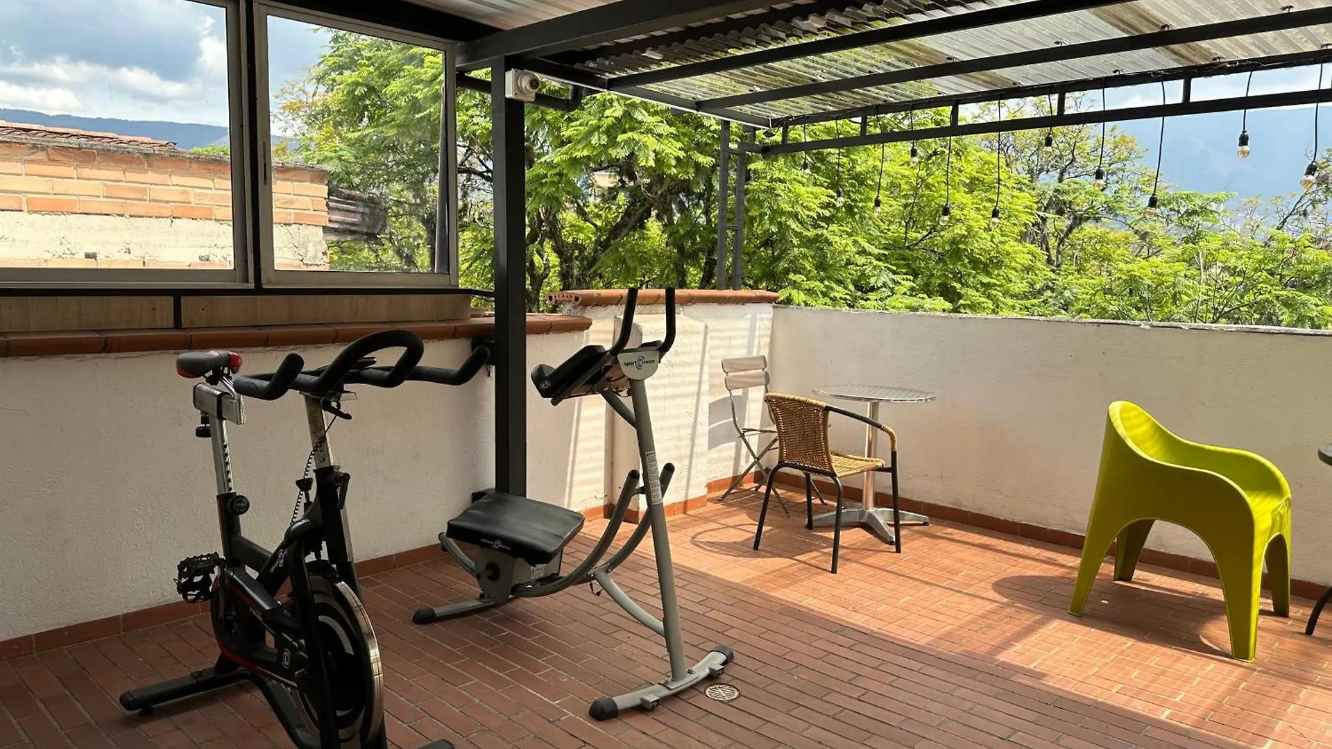 Laureles Guest House Lgh Hotel Medellín
