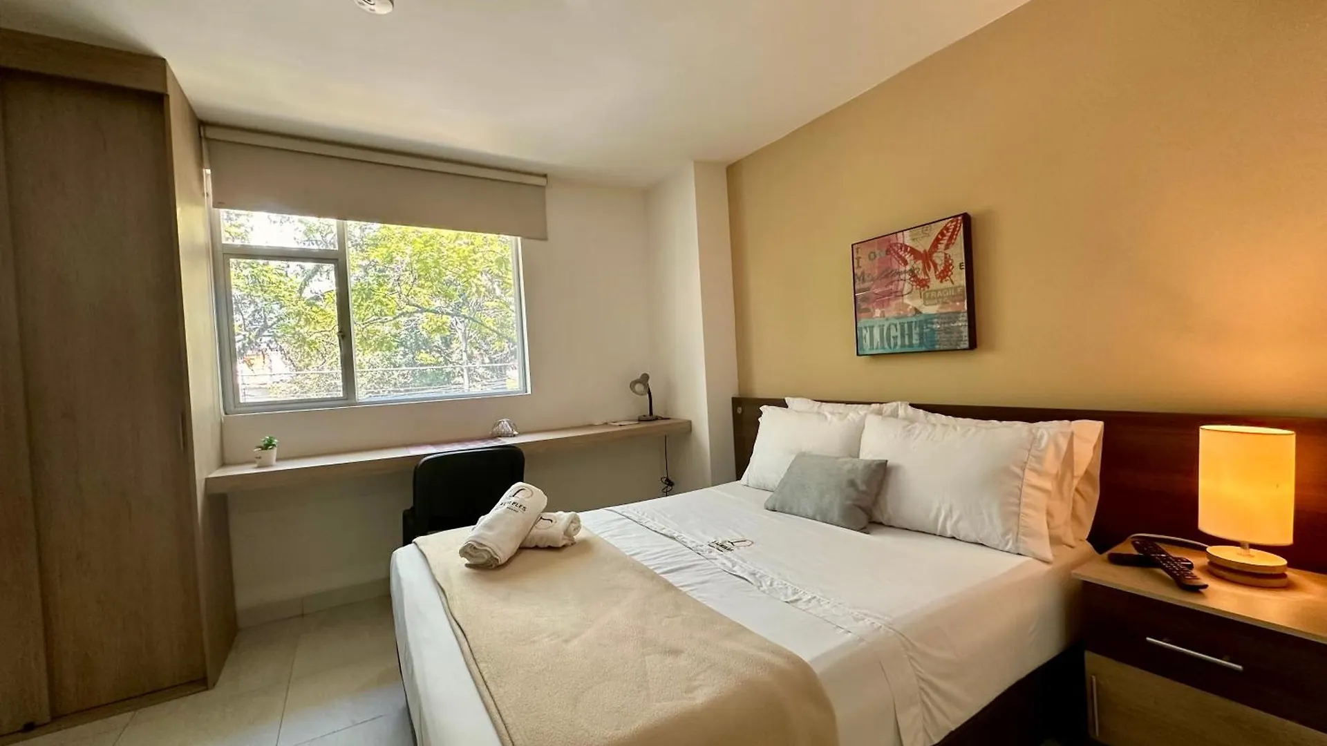 Laureles Guest House Lgh Hotel Medellín 3*,  Colombia
