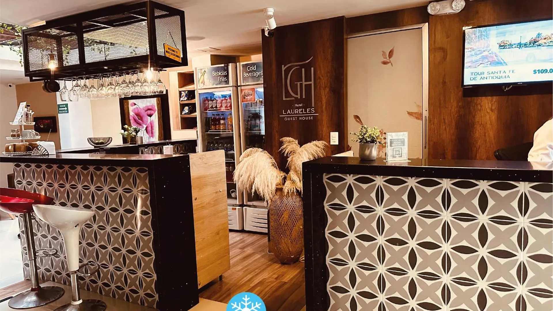 Laureles Guest House Lgh Hotel Medellín