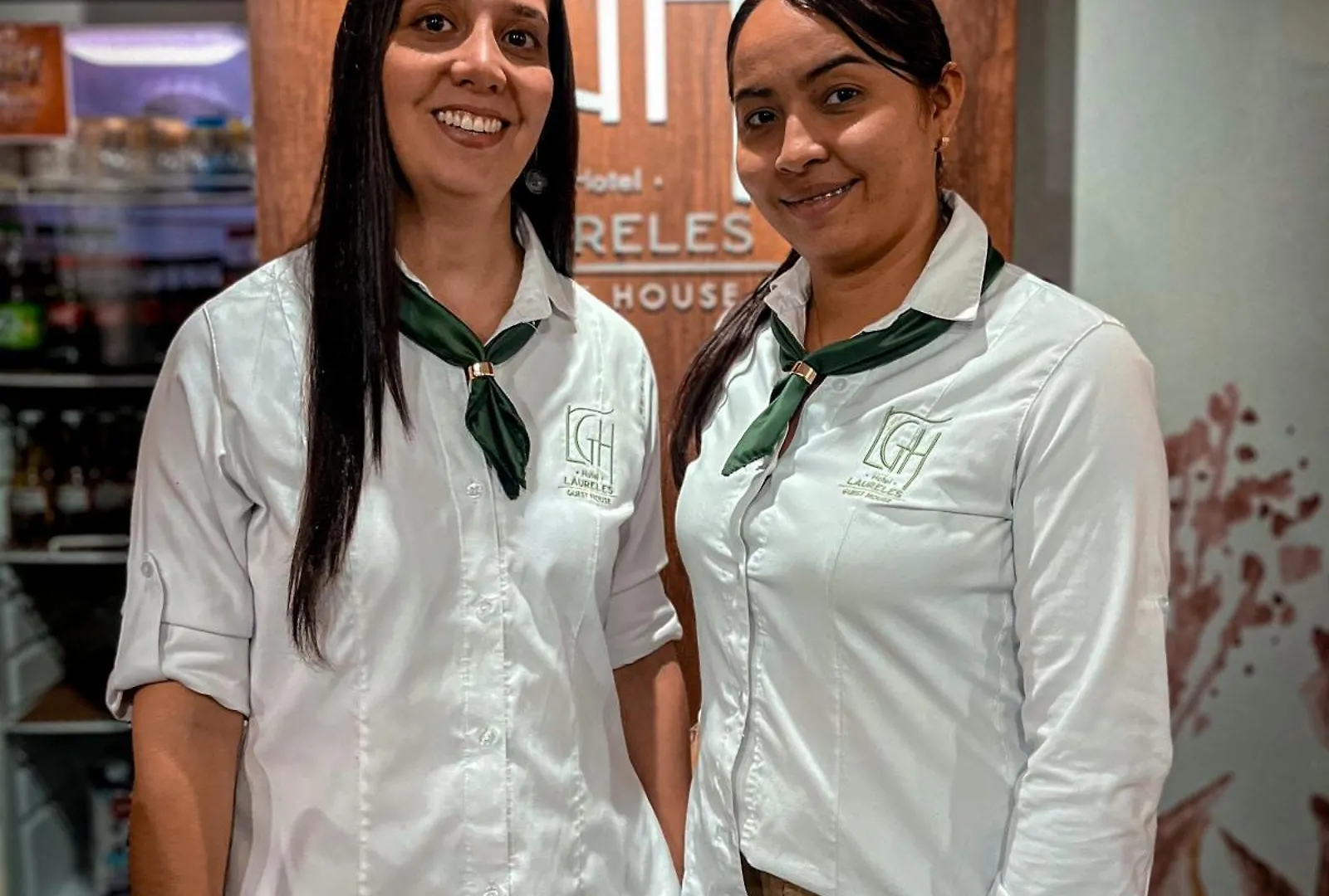 Laureles Guest House Lgh Hotel Medellín