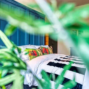the-artisan-rooms-room-1.yorkshirehotels.net/