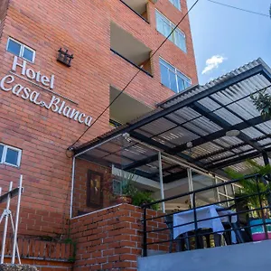 Ayenda Casa Blanca Laureles *** Medellín