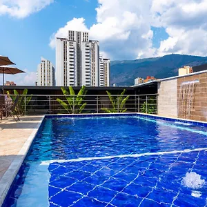 California **** Medellín