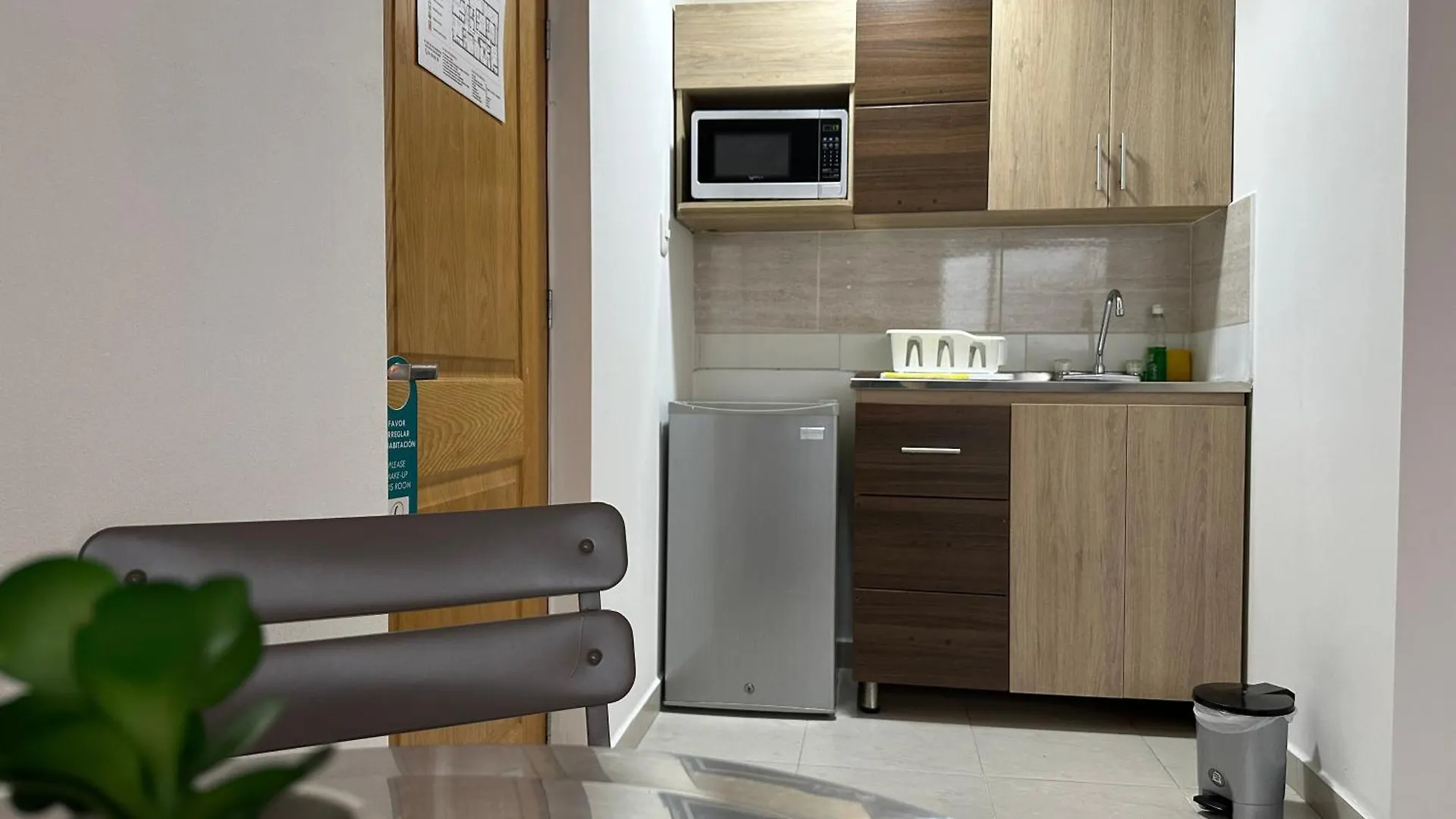 ***  Laureles Guest House Lgh Hotel Medellin Colombia