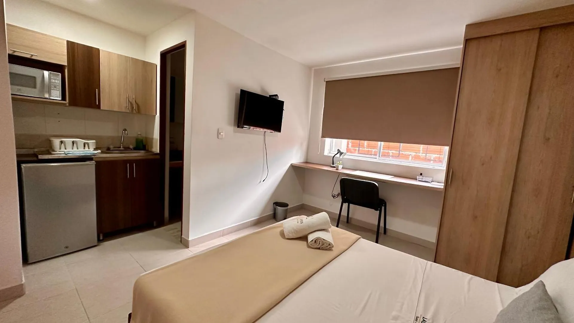 Laureles Guest House Lgh Hotel Medellin 3*,  Colombia