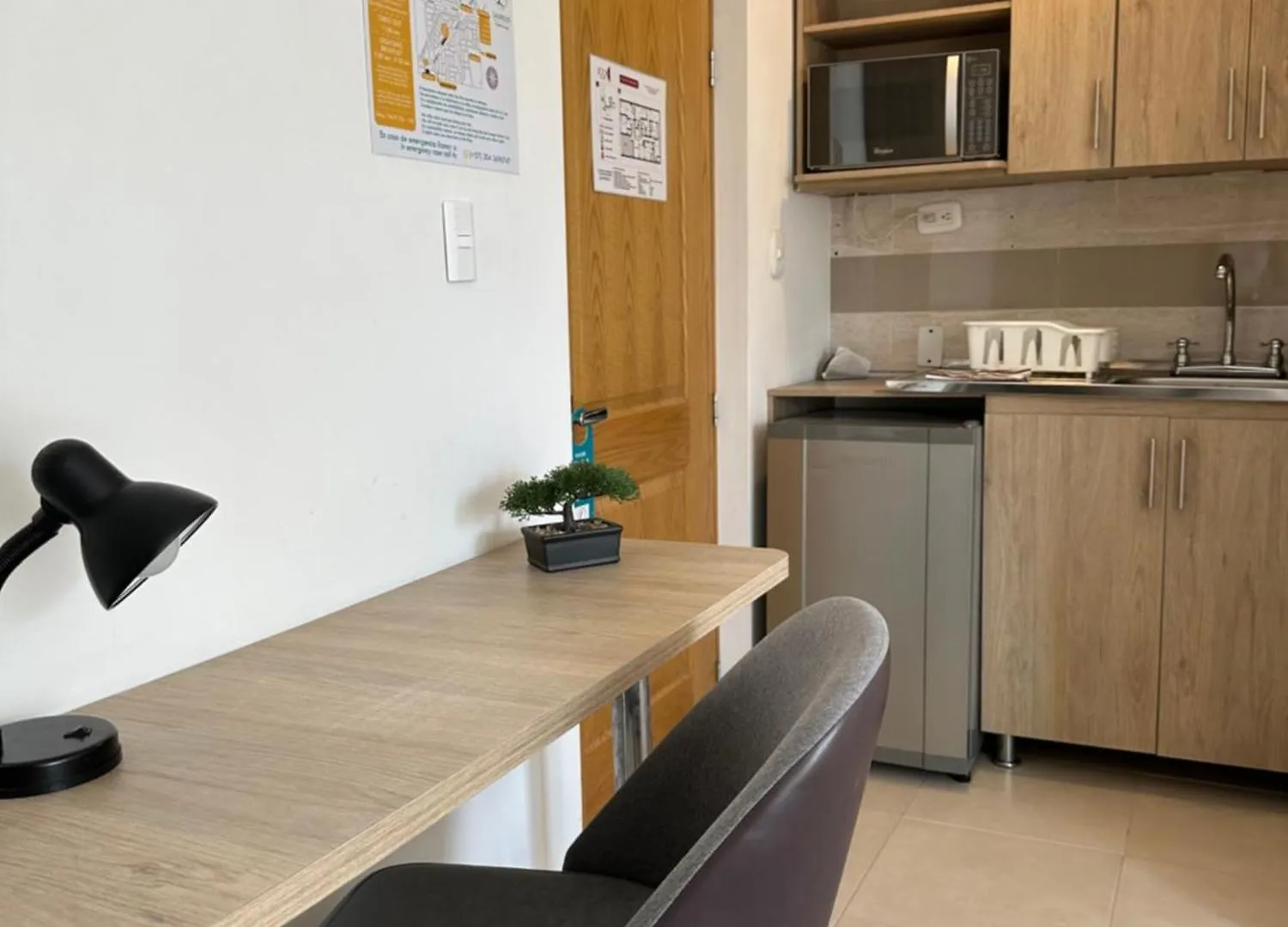 Laureles Guest House Lgh Hotel Medellin